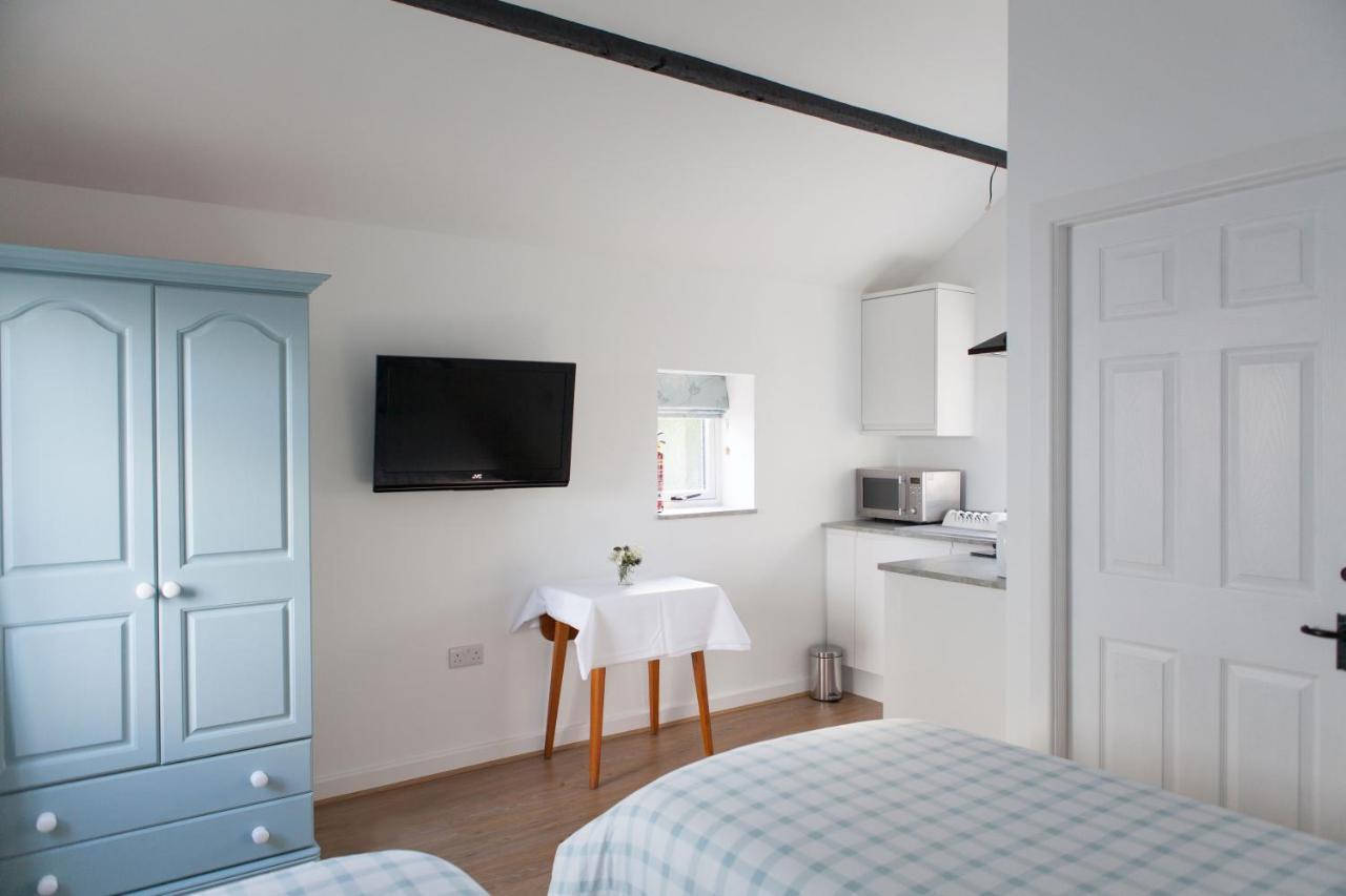 Elm Cottage Touring Park Whitegate  Esterno foto